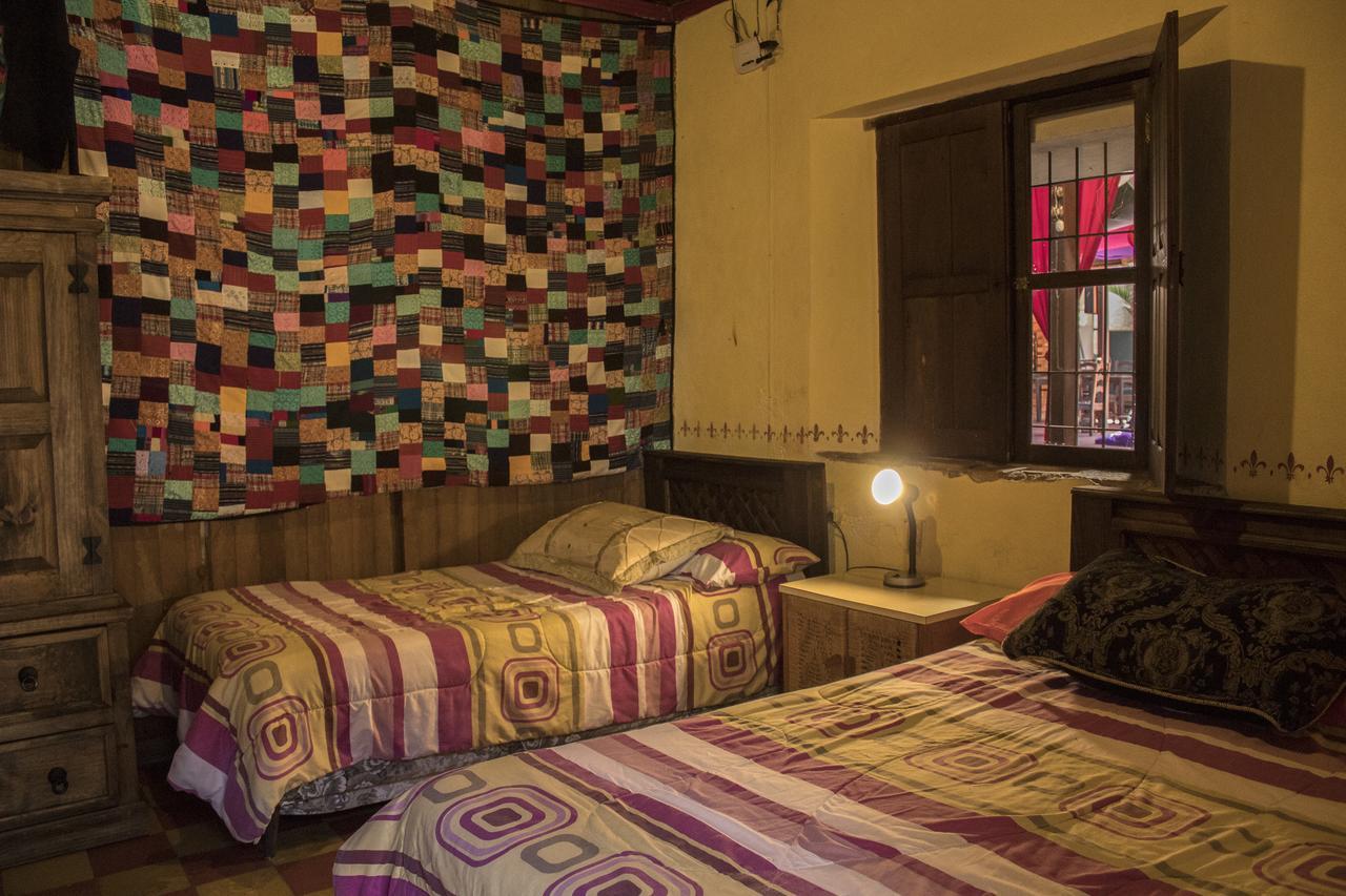 Split Hostel Antigua Eksteriør billede