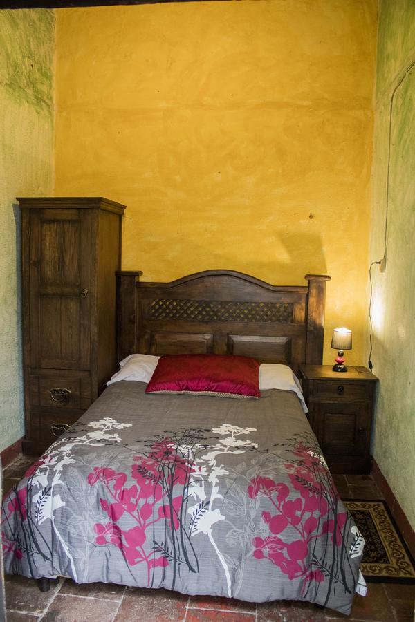 Split Hostel Antigua Eksteriør billede
